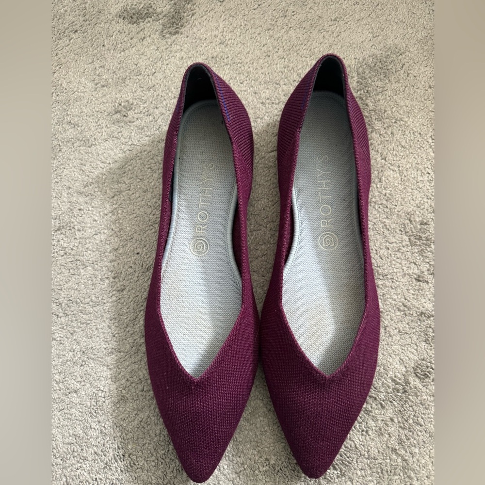 EUC Rothy’s Aubergine Merino Points Size 10.5